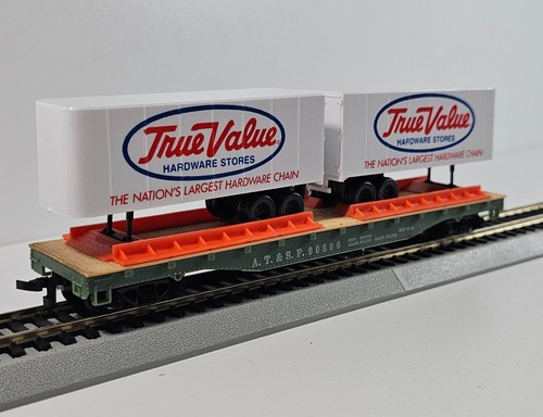 True Value Hardware Stores Tyco Piggyback Trailers & Flat Car HO Scale 354-C New