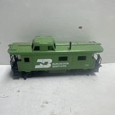 1975 TYCO HO SCALE BURLINGTON NORTHERN RAILROAD CUPOLA CABOOSE
