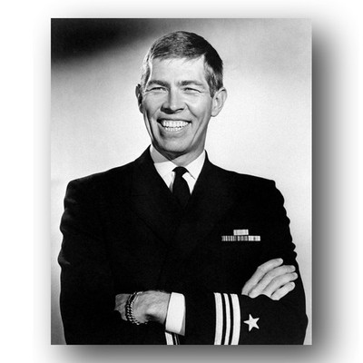 James Coburn Photo 8x10 The Americanization Of Emily 1964 Navy Uniform Actor