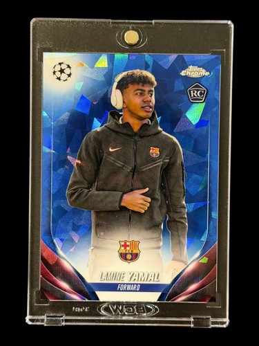 Lamine Yamal ROOKIE IMAGE VARIATION SAPPHIRE REFRACTOR TOPPS CHROME CARD MINT