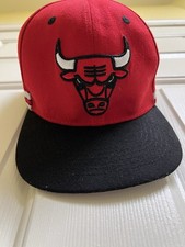 Mitchell & Ness Chicago Bulls Snapback Cap Red Black White NBA Excellent