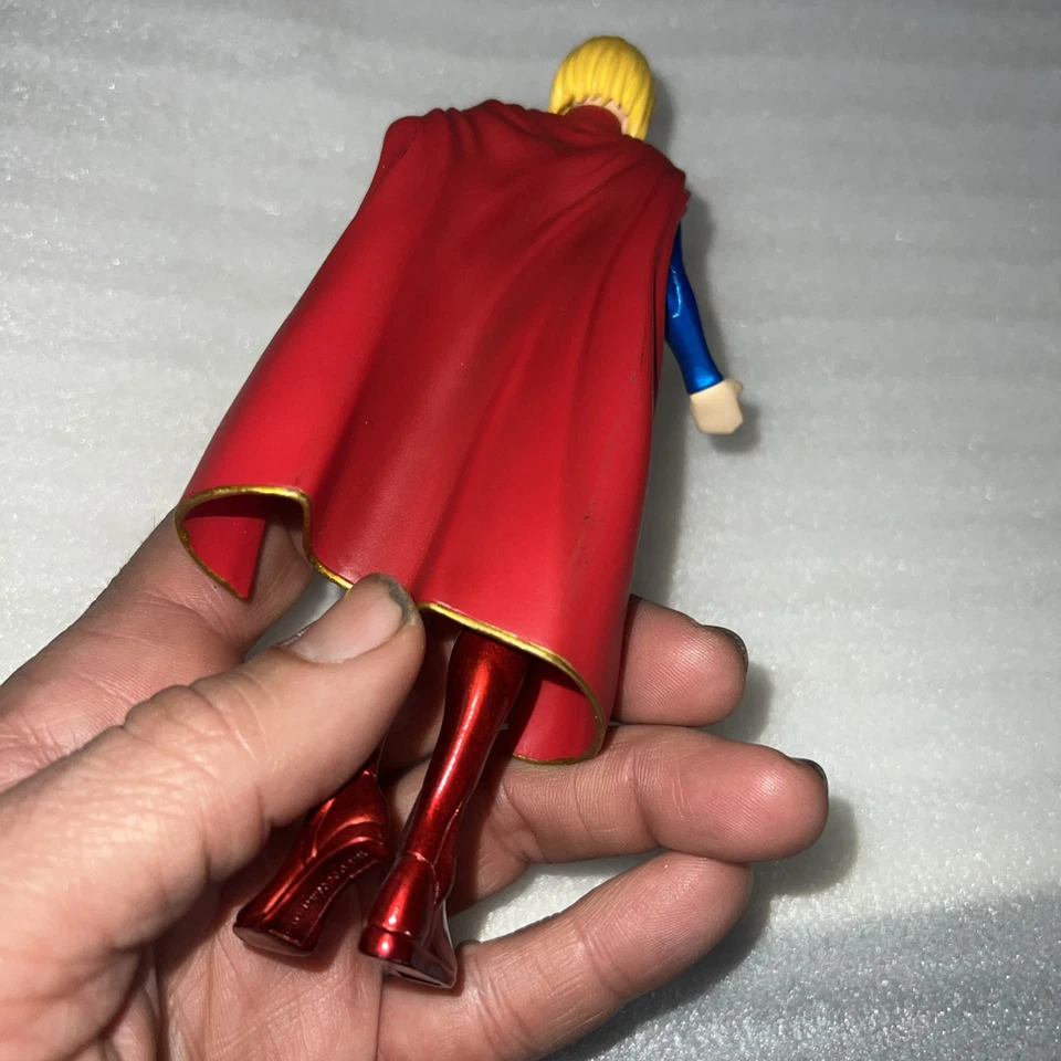 Kotobukiya ARTFX+ Estatua Supergirl Escala 1/10 Figura DC Comics Raro Bonito Foto 2 de 4