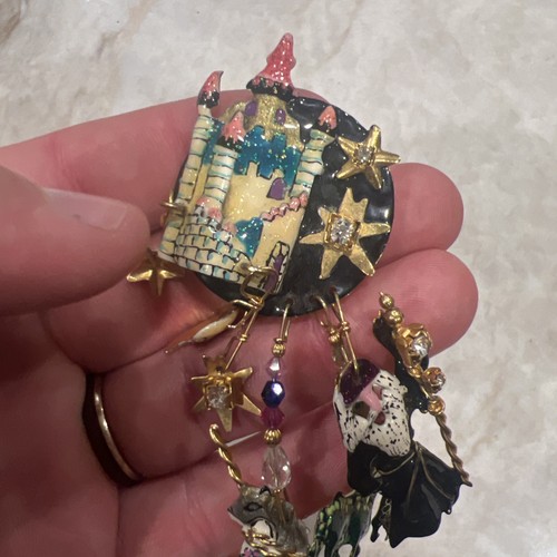Lunch At The Ritz Enchanted Castle Clip On Earrings RARE - Picture 9 of 17