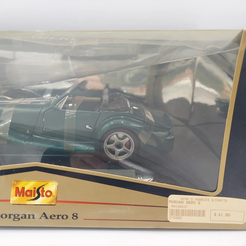 Maisto Morgan Aero 8 Premiere Edition 1/18 Diecast Car, Green, 2002, RARE, New - Image 4 of 4