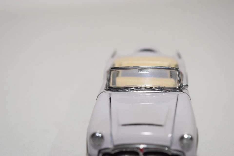 B7 1:43 FRANKLIN MINT PACKARD CARIBBEAN CONVERTIBILE VIOLA QUASI COME NUOVO - Immagine 4 di 4