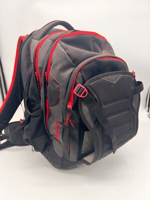 Satch Schulrucksack, Modell Match, 30 Liter, schwarz/rot, 1 Schuljahr lang gebr.