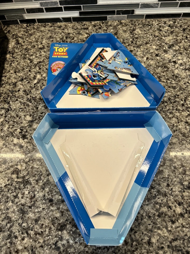 Disney Toy Story And Beyond 2007 Triazzle Rompecabezas Mega RARO COMPLETO Foto 4 de 4