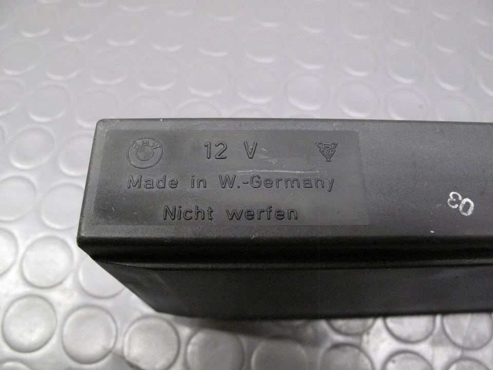 BMW SERIE 5 E34 SERIE 7 E32 COMFORT MODULE LIGHT FAULT UNIT ECU 61 35 1 379 740 - Immagine 4 di 4