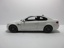 KYOSHO 1/18  BMW M3 COUPE E92 PEARL WHITE 791725