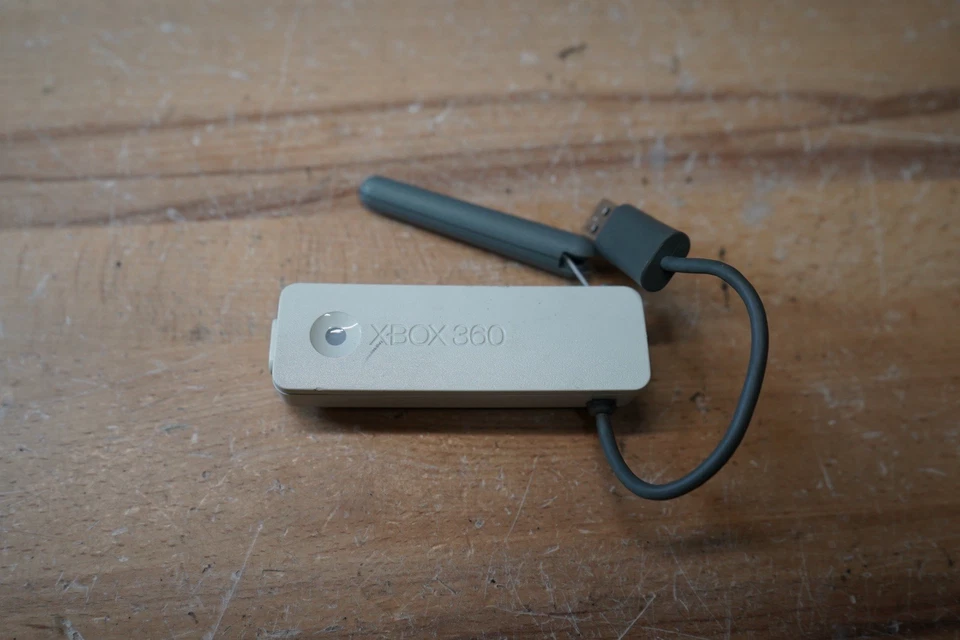 (H) Xbox 360 Wifi Networking Adapter Microsoft Broken Adjustabe Antenna Internet - Image 2 of 3