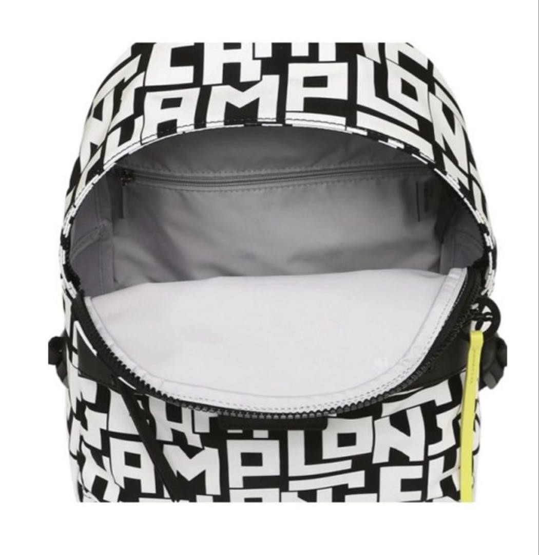 Longchamp Backpack Extremely Good Condition - image 3