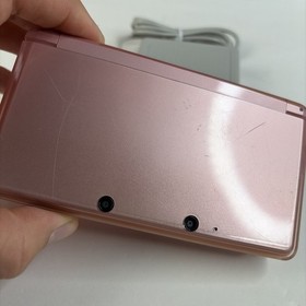 Nintendo 3DS Handheld Video Game Console Pink CTR-001 (USA) W Charger