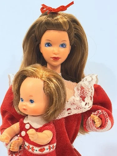 1986 Mattel The Heart Family-Kiss & Cuddle Mom Doll Outfit And Baby