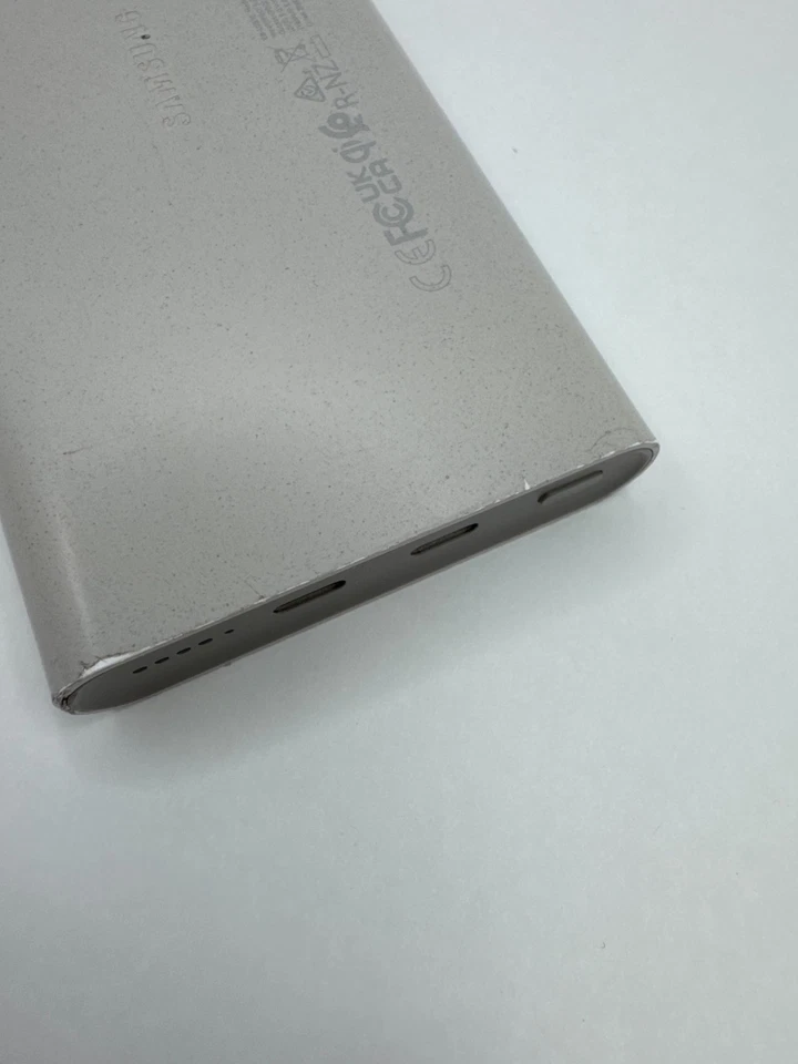 Batería inalámbrica Samsung 25W carga súper rápida 10.000 mAh 2 puertos alimentación PD Foto 3 de 4