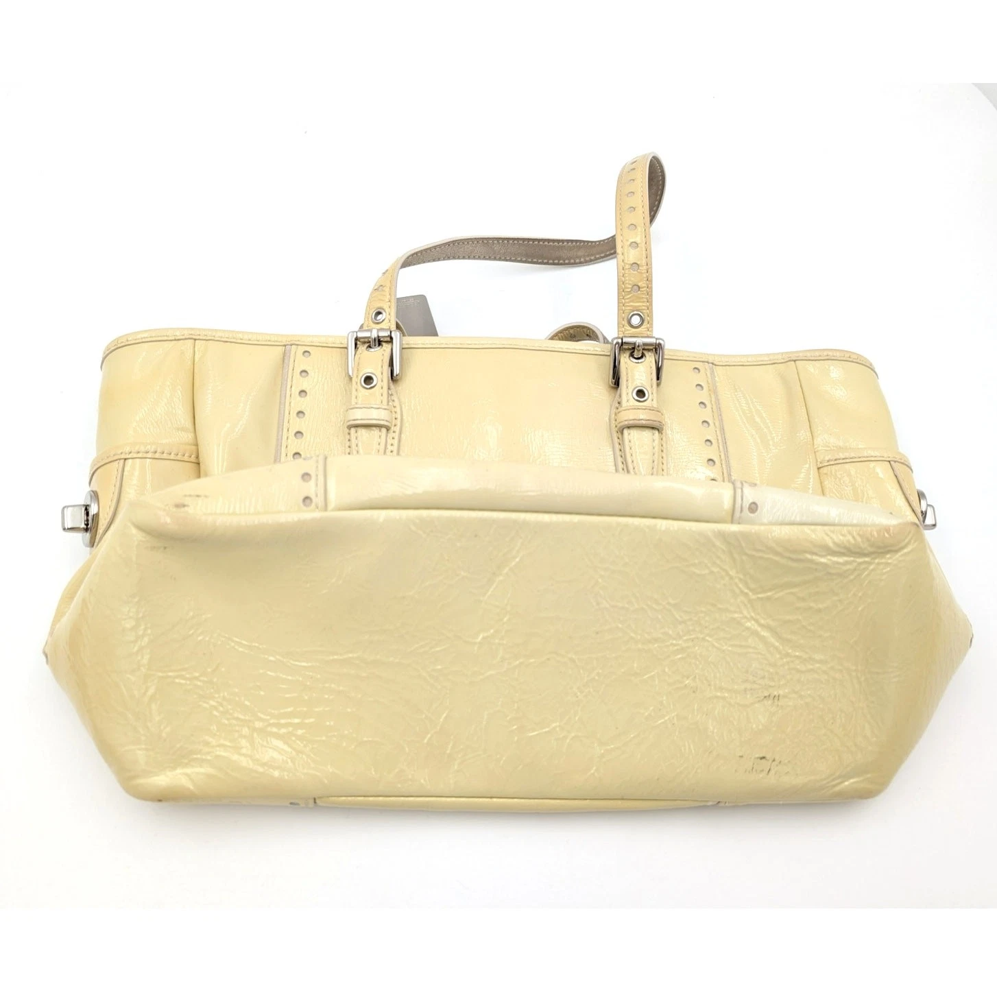 Borsa a mano Coach vintage in pelle verniciata lucida beige argento taglia unica