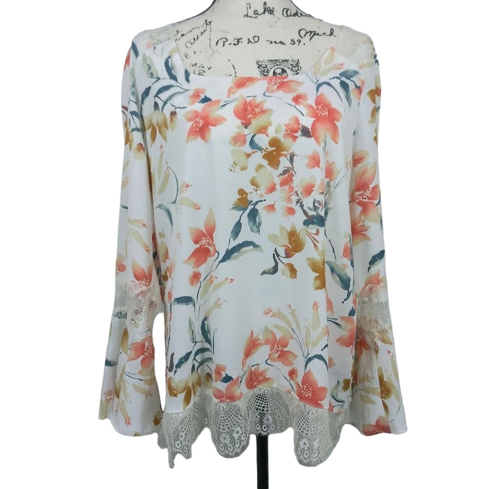 NY Collection Floral Printed Peasant Top with Lace Trim Size L