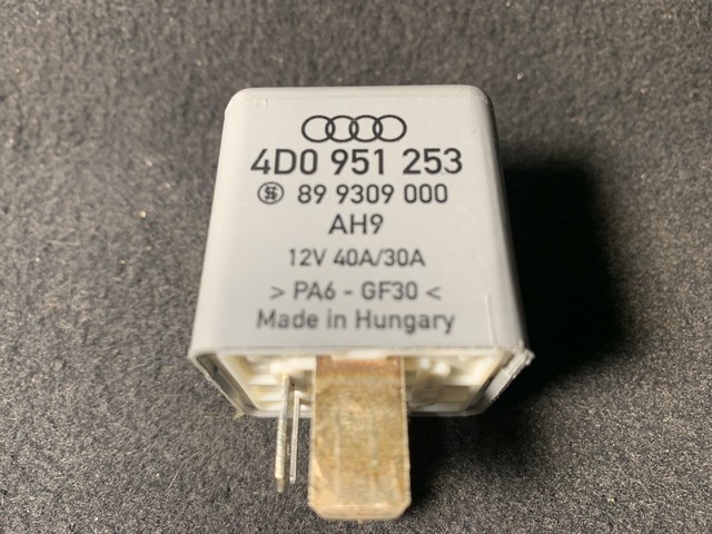 4d0951253 что за реле