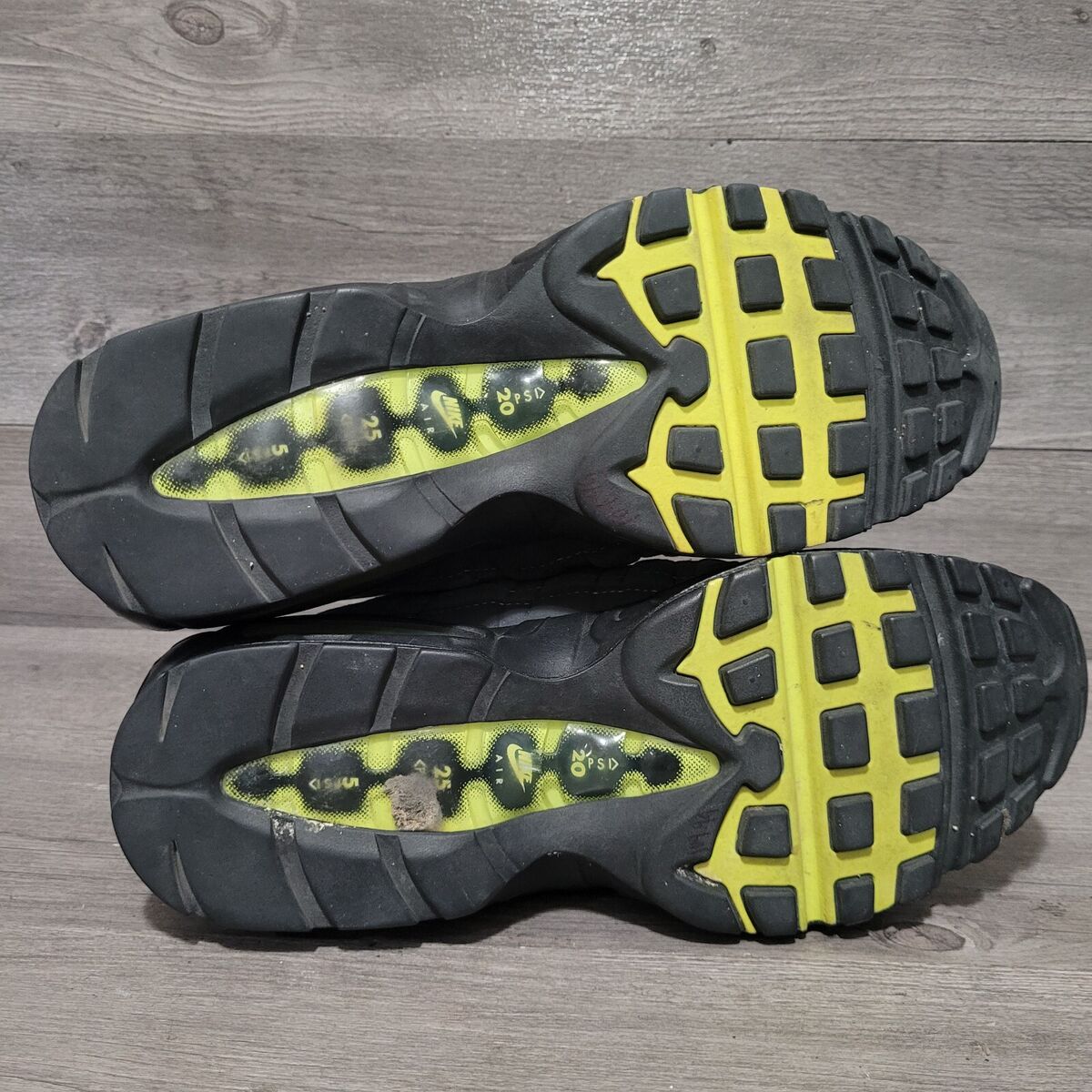 Nike Air Max 95 Og Neon 2020 Size 9.5 CT1689-001 Authentic Nike Air Max 95 Og Neon 2020 Size 9.5 CT1689-001 Authentic