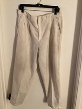 Women"Valentino" white zip up, pleated in front dress pants.No Size 17" waist