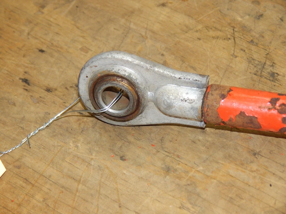 Trator de jardim Case 210 - Drag Link - Imagem 2 de 4