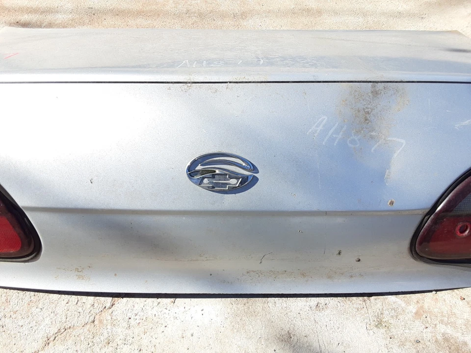 1997 - 2005 CHEVROLET MALIBU TRUNK HATCH TAILGATE COLOR : SILVER OEM, 170-01778 - Image 4 of 4