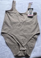 NWT Maidenform Women's Seamless Smoothing Bodysuit Tan Size 2XL