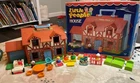 VTG Fisher Price Little People Tudor House 1980 #952, Figures, Accessories, Box