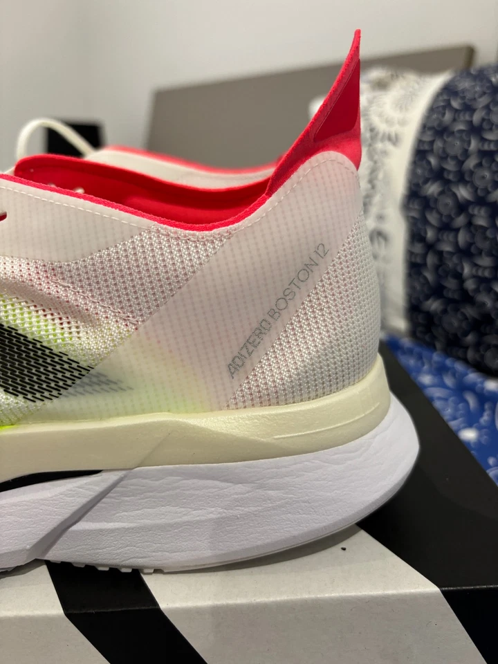 adidas adizero boston M 12 taille 45 1/3 - Photo 2/4