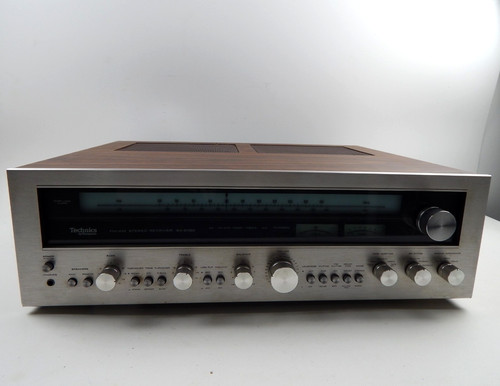 Rare Technics Stereo Receiver SA-5760 Silver Face NOT WORKING AS-IS PARTS REPAIR