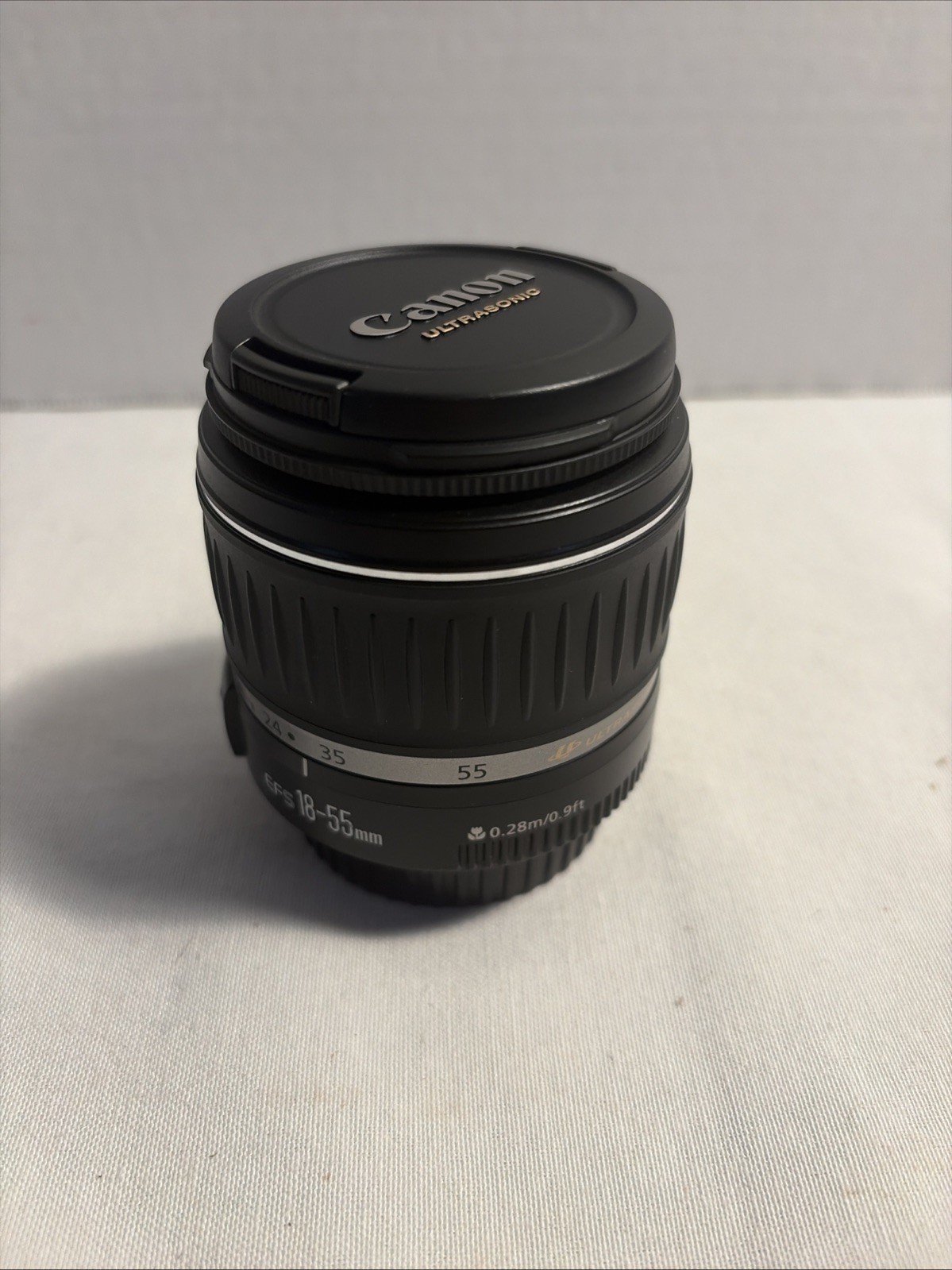 Canon EF-S 18-55mm F/3.5-5.6 II USM
