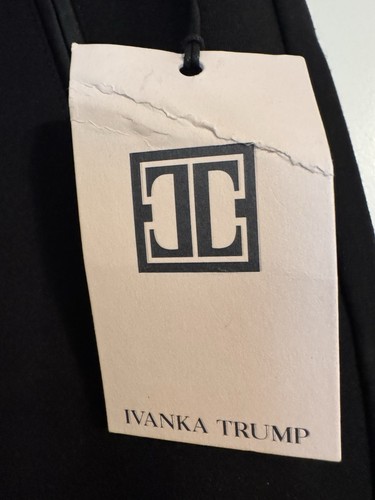 Ivanka Trump Slim Cropped Dress Pants Women’s Size Small Black Zip Pockets - Picture 2 of 7