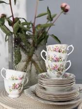 Vintage “ Moss Rose” Royal Albert Bone China England tea set x16 pieces