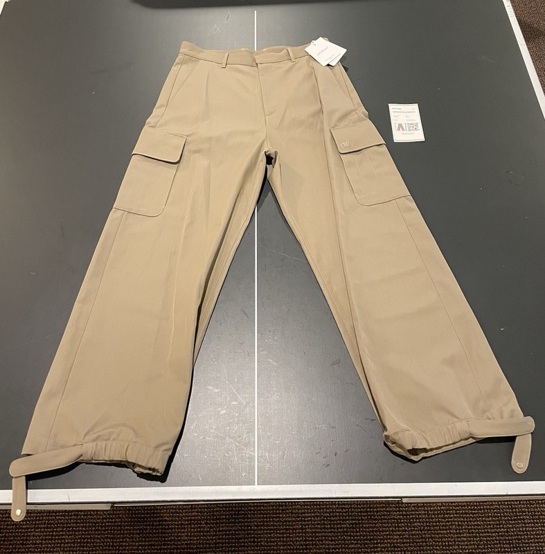 Off-White Emblem Drill Cargo Pants | Beige  | 48 EU 36X32 | Orig. $1400.00 | NWT