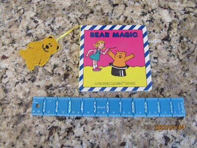 Bear Magic - A Finger Magic Book - Vintage Tuck 'N Go Finger Puppet -1989