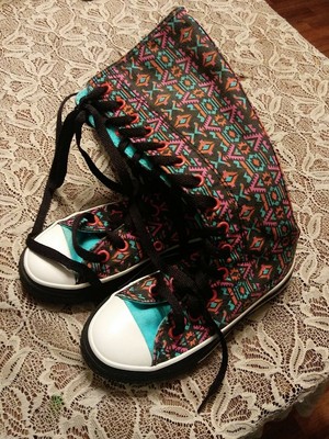 converse aztec print