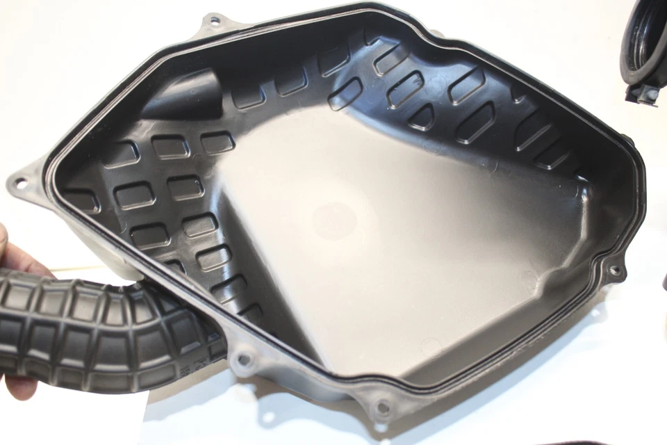 Limpiador de caja de aire Honda DN-01 DN01 NSA700 2008-2010 con filtro K&N OEM Foto 4 de 4