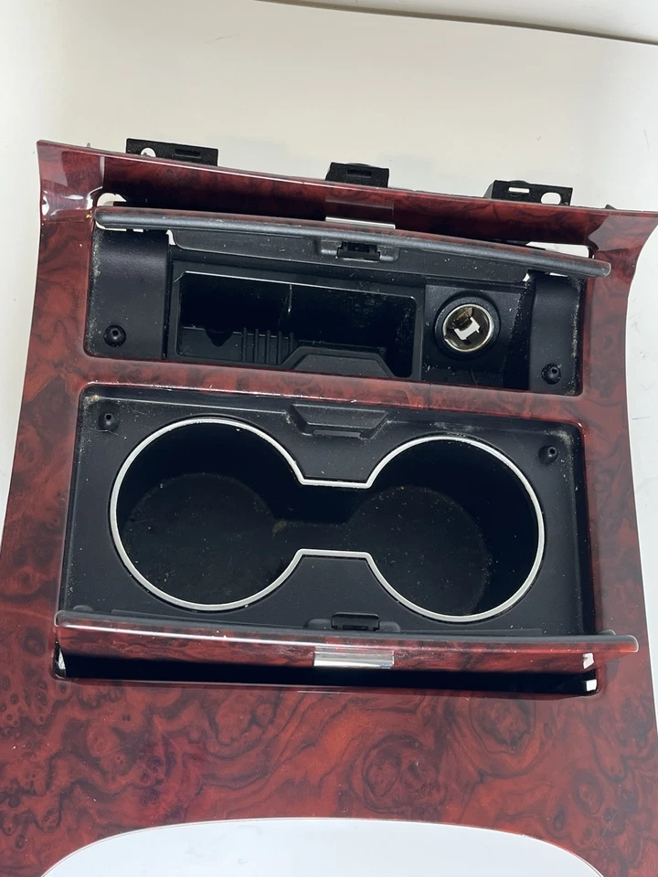 Cadillac Escalade 2007 bisel inferior consola central portavasos panel 15909297 OEM Foto 2 de 4