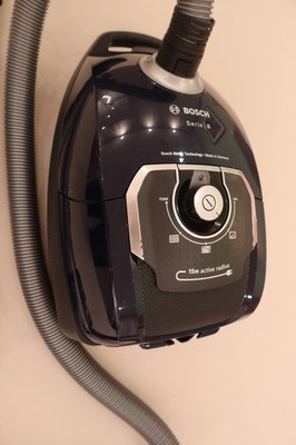 Bosch Serie 8 Bodenstaubsauger mit Beutel (15m Aktionsradius)   Sehr gepflegt