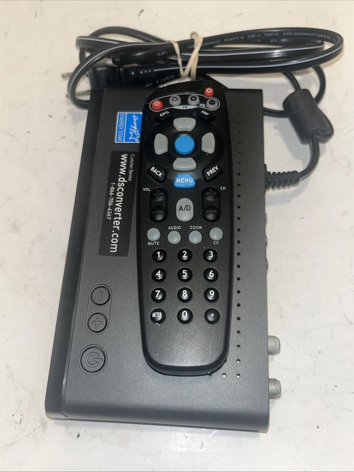 Digital Stream DTX9950 Analog Pass Through DTV Converter Box with Remote Tested - Image 4 of 4