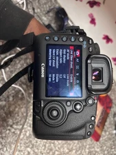 Canon EOS 5D Mark III 22.3MP Digital SLR Camera Bundle 3 lenses +