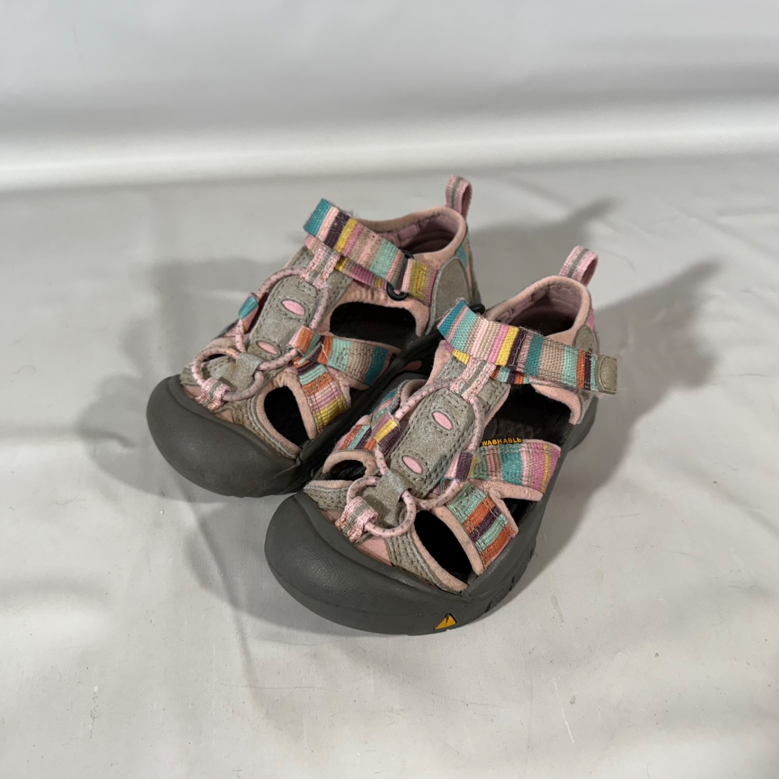 KEEN Ragazze Newport H2 Scarpa Acqua Sandalo Rosa Striscia Arcobaleno Impermeabile TG 10 Bambino