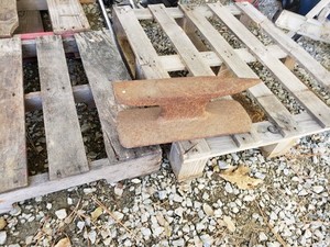 Home Made Anvil Made Of Railroad Tie