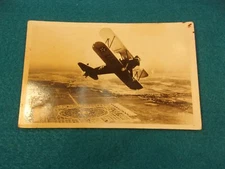 RARE OLDER VTG WWII ERA REAL PHOTO POSTCARD (RPPC) OF WWI WAR BI-PLANE FLYING