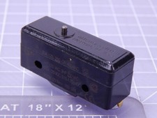 LOT OF 130 HONEYWELL BA-1R2416-A42 BASIC / SNAP ACTION SWITCHES BASIC SW SPDT 20