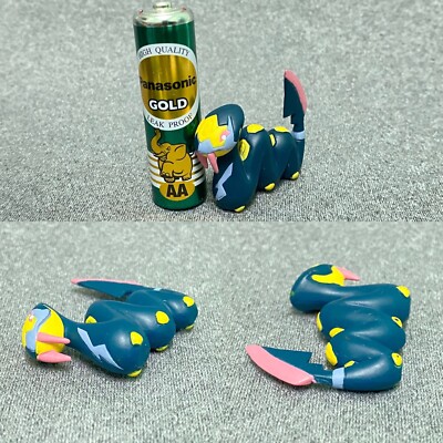 Seviper Pokemon monster Figure Zukan 1/40 Scale Collection Toy. | eBay