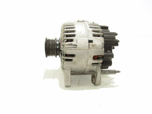 VW GOLF V 2003 1,4B Lichtmaschine Generator Alternator 9045300
