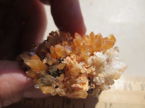 424 CREEDITE SPECIMEN, MINA NAVIDAD, DURANGO MEXICO. EX CLOSED OLD ROCK SHOP - Picture 3 of 4