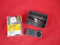 Feuerungsautomat Resideo Honeywell Satronic Tfi 812.2 Mod.10 + Sockel + Platte