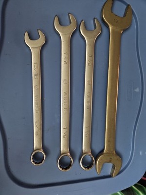 4 Large Vintage Wrenches Wright 1-1/8'', (×2) 15/16''  Armstrong 1 5/8'' - 1 1/2'' 