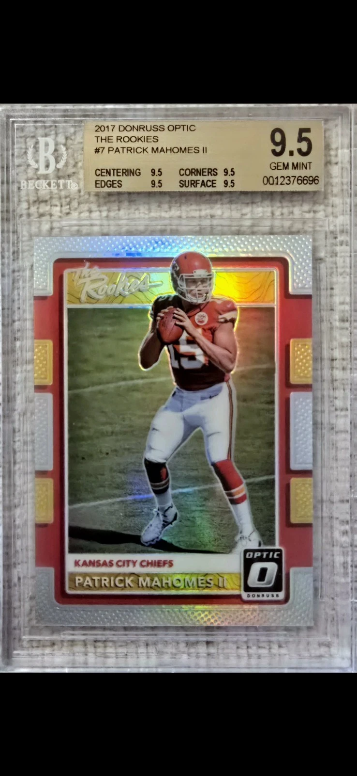 Patrick Mahomes trading card